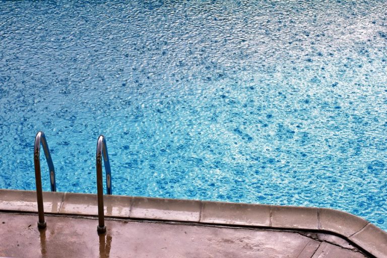 rain turned my pool green